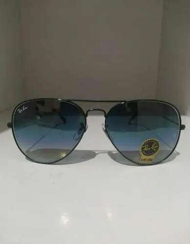 Óculos de Sol Ray Ban Aviator Preto/Fumê Degradê