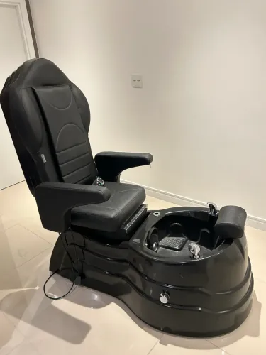 Cadeira de massagem com spa dos pés