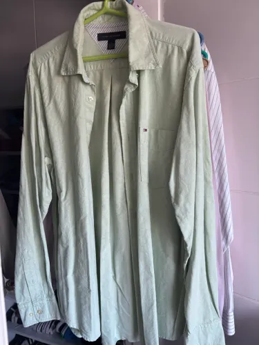 Camisa Social Tommy Hilfiger em bom estado