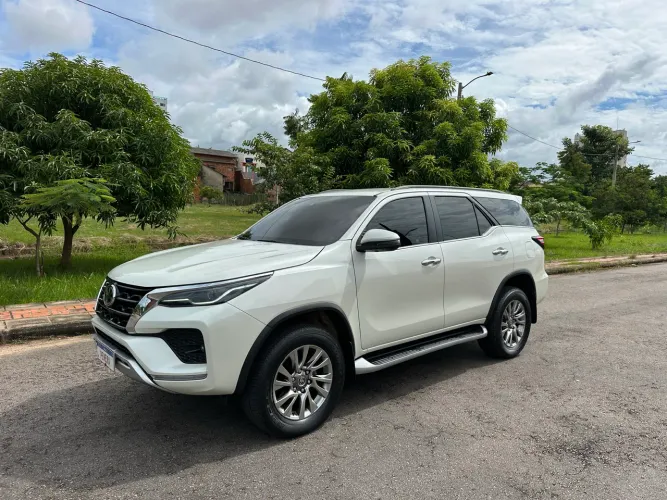 Toyota Hilux SW4 SRX 4X4 2.8 TDI 16V Dies. Aut. 2021