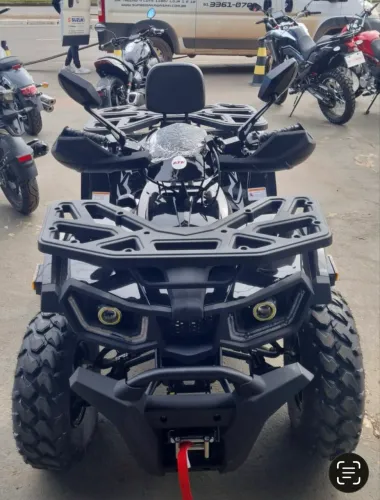 VENDO QUADRICICLO AUTOMÁTICO ADULTO 200 CL DUPLA APTIDÃO ( trabalho e lazer)