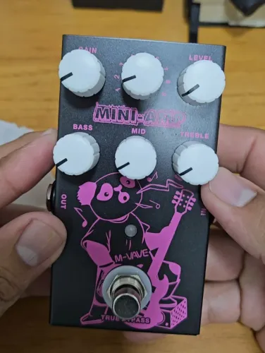 Pedal preamp para guitarra