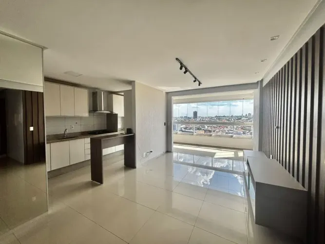 Apartamento à venda em Rio Verde com espaço amplo, localização privilegiada, 3 quartos e a