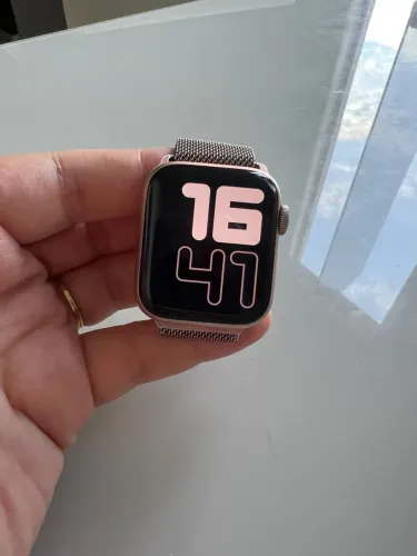 Apple Watch Série 4 40mm Rose