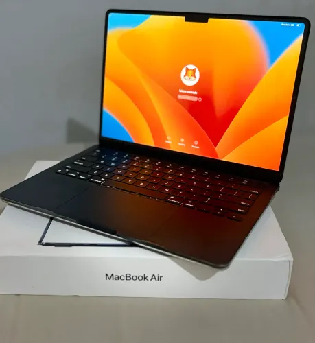 MACBOOK M2