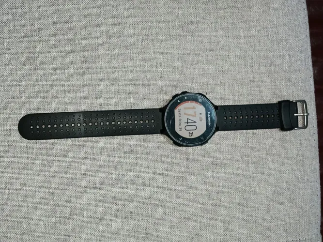 Relógio Garmin Forerunner 235