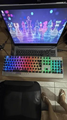  Teclado Gamer Mecânico Rgb Cruiser Dark Grey Fortrek