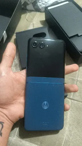 Motorola razr 60