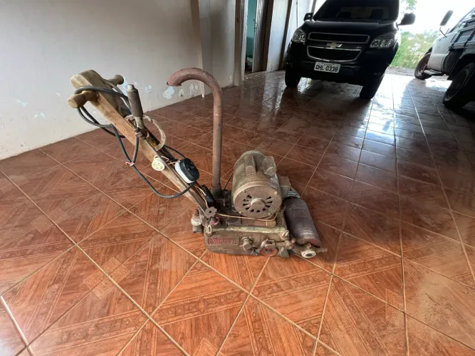 Lixadeira de assoalho