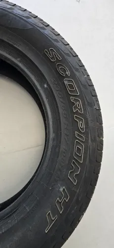 PNEU 235/65 R17 Pirelli
