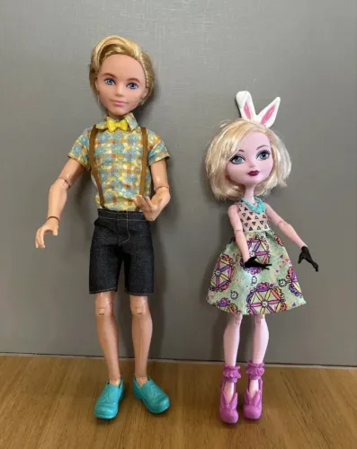 Ever After High Bunny Blanc E Alistair Em Excelente Estado.