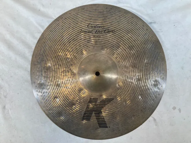Prato de Bateria Zildjian K Custom Special Dry Crash 16?
