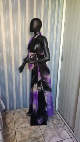 Vestido Longo com Estampa Abstrata Roxo e Preto