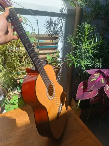 Violão Accord (Boa condição)