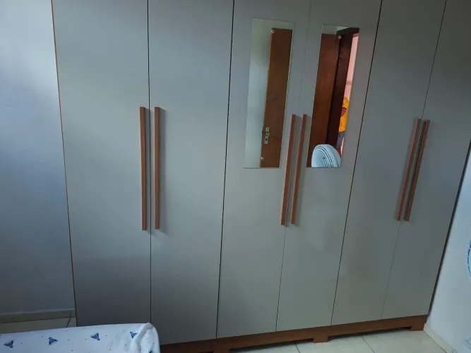 Guarda roupa