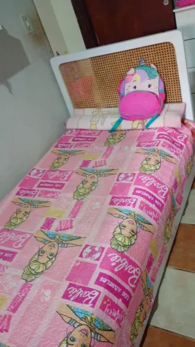 Cama solteiro com auxiliar