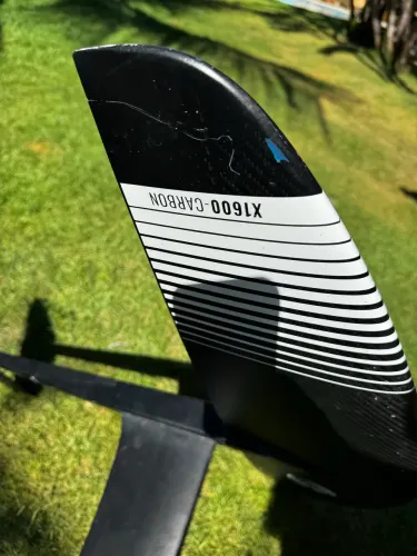 wing  foil cabrinha x 1600