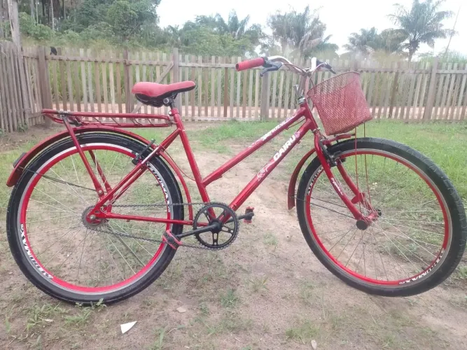Vende-se Bicicleta aro 26 com nota fiscal .