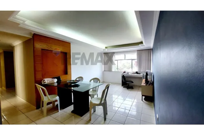 Apartamento na Boa Vista 100m², 3 quartos, dependência completa, 2 vagas garagem, portaria