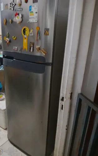 Geladeira Continental com defeito