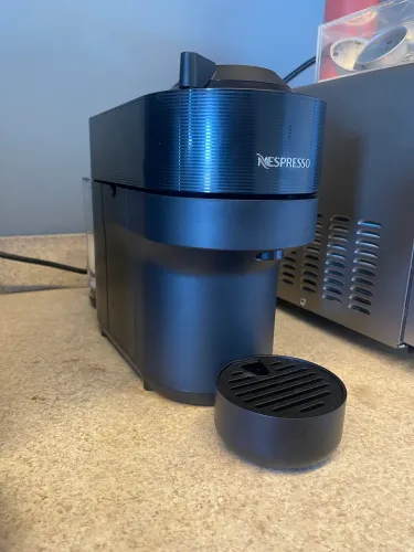 Cafeteira NESPRESSO VERTUO 110v
