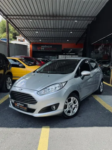 Ford Fiesta 1.6 16V Flex Mec. 5P 2015