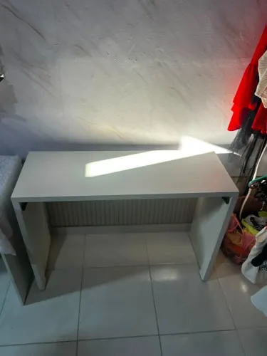 Escrivaninha/mesa para estudos