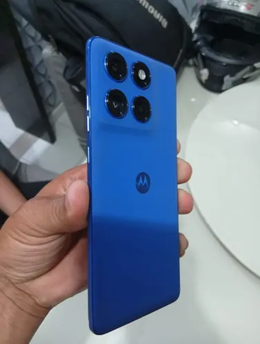 Vendo Motorola Edge 60 pro 256GB
