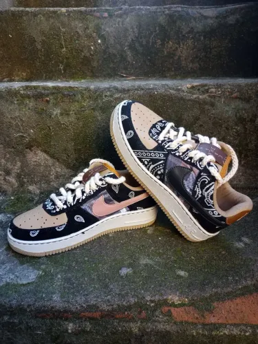 Nike air