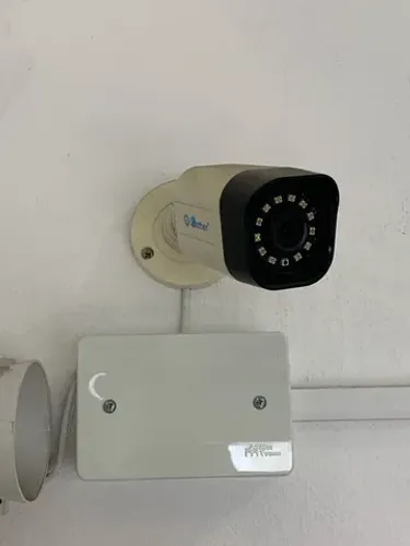 Instalação de Câmeras de vigilância e alarme