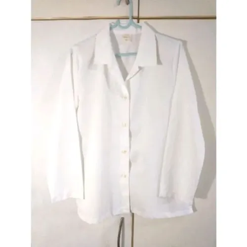 camisa branca clássica vintage