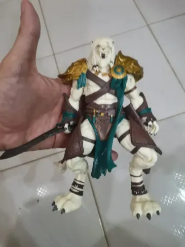 MAGIC THE COLLECTING LEGACY COLLECTION AJANI GOLDMANE