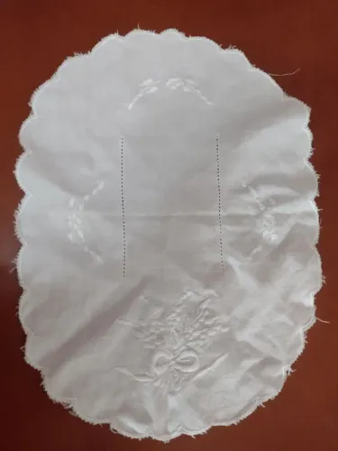 Toalha oval para bandeja em linho