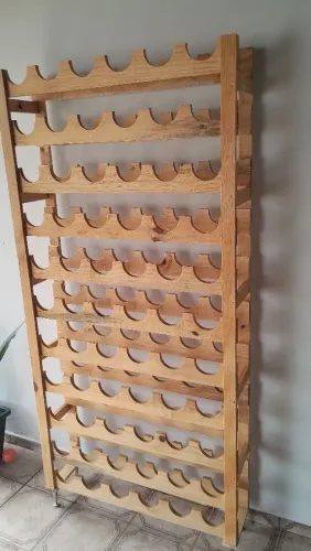 Rack de Vinho de Madeira para 66 Garrafas