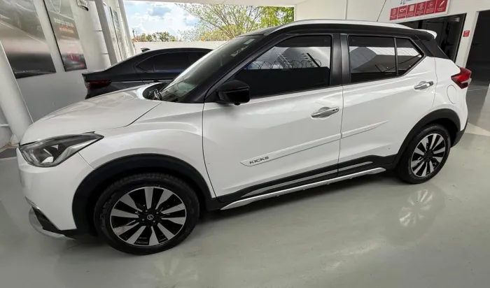 Kicks Sl 2018 automático vendo ou troco