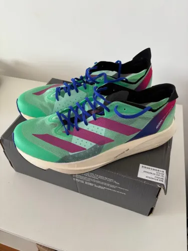 Adidas Takumi Sen 9 43 em perfeito estado