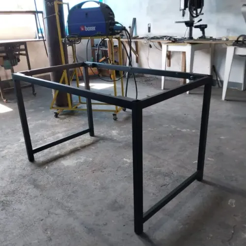 Base para mesa estilo industrial (120X70x76)