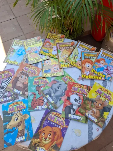 Livros infantis Planeta Animal e Amigos da Fazenda