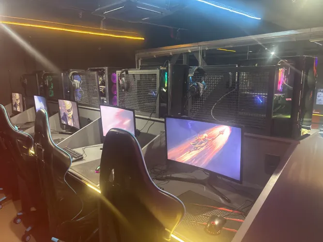 PC Gamer, Cadeira gamer e Perifericos !!!!! , cadeira Gamer e  Perifericos Dazz? 