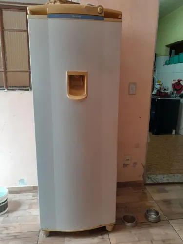 Geladeira 380 litros