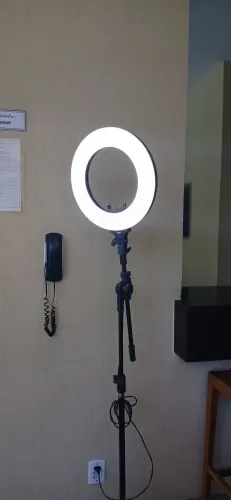 Ring Light Profissional Greika 45cm + Tripé Alto + Bolsa - 3200K a 5600K