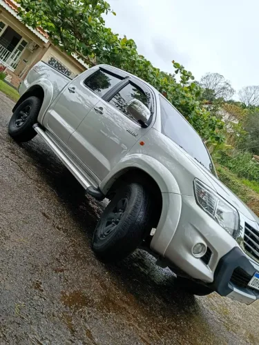 Vendo- Toyota Hilux 2012 