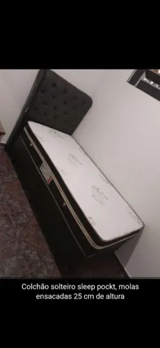 Cama solteiro com cabeceira 