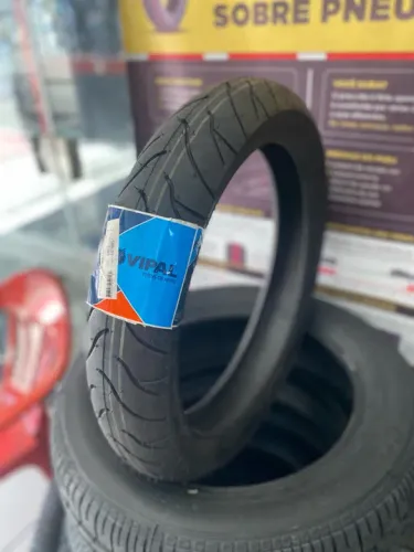 Pneu 110/70/17 marca VIPAL uso s/câmara (instalação grátis)