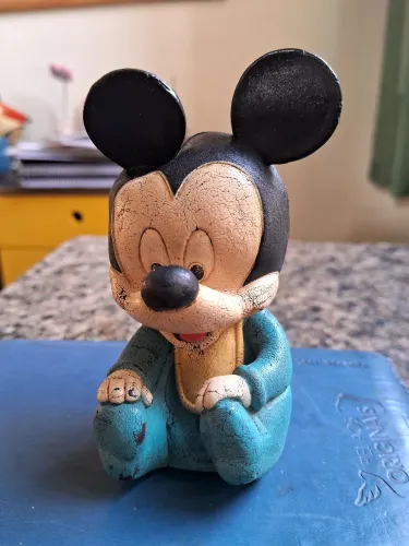 Miniatura Colecionável Mickey Baby
