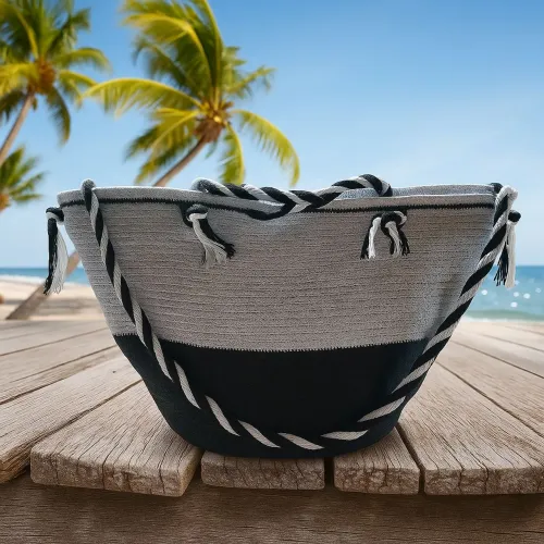 Bolsa de Praia Elegante com Detalhes estilo Corda