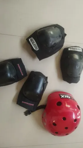 Joelheira esporte radical 