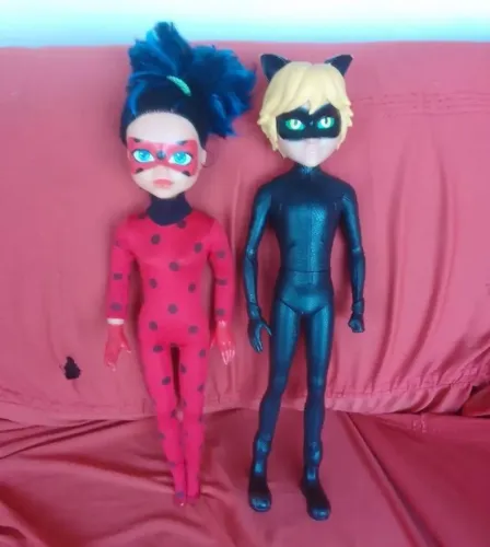 Bonecos - As Aventuras de LadyBug + CatNoir.
