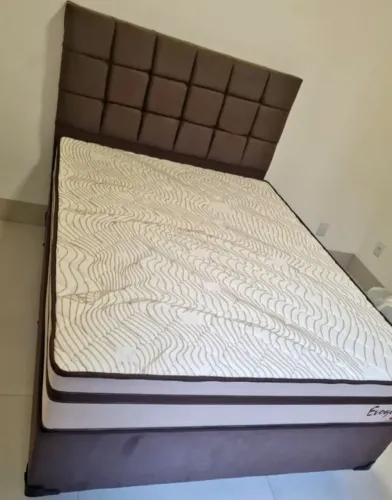 Cama casal colchão molas ensacadas e cabeceira