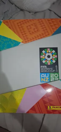 Álbum de Figurinha Copa do Mundo Feminina FIFA 2023 - Panini (INCOMPLETO) + figurinhas 